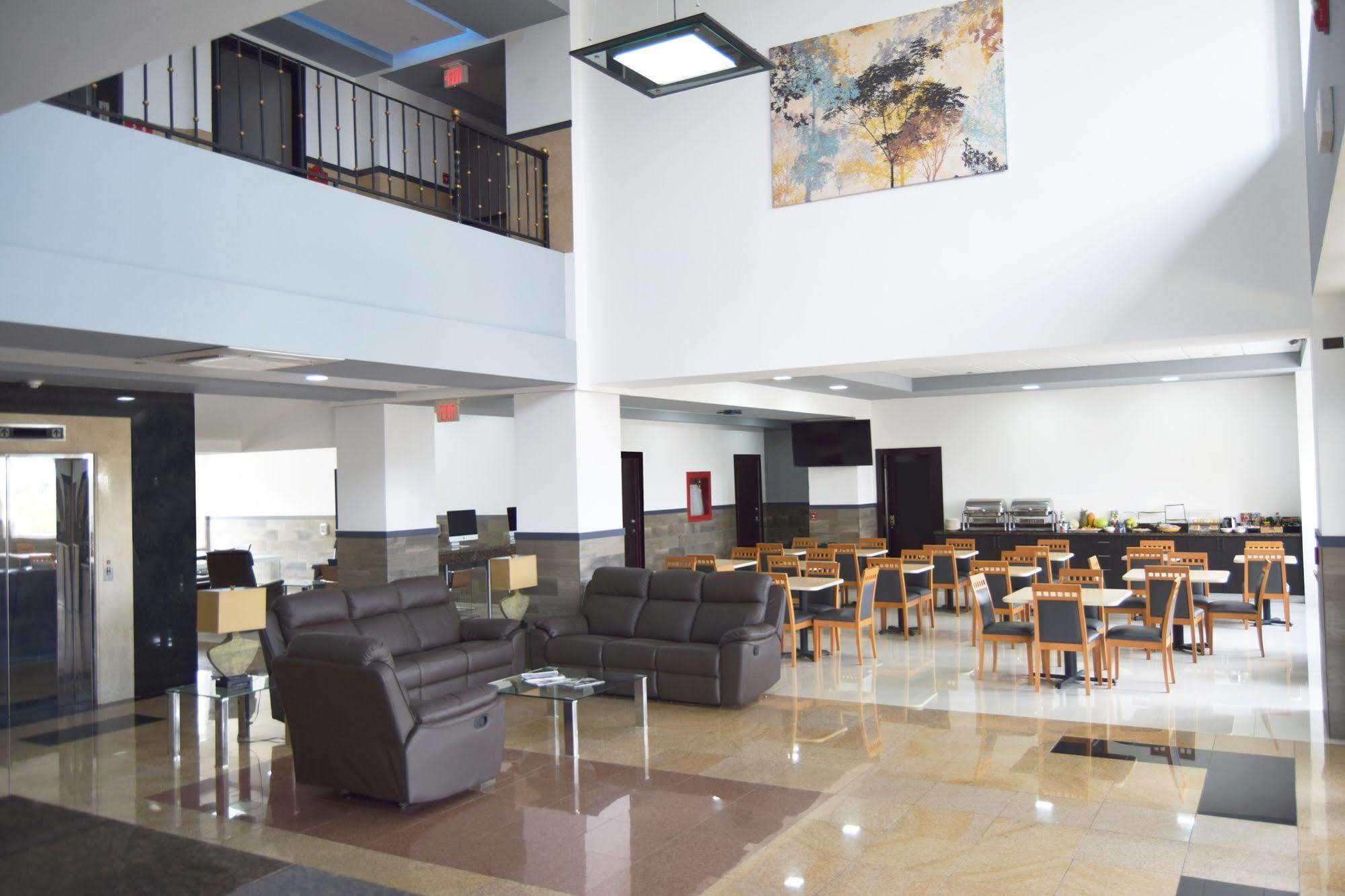 Beverly Hills: Hotel And Business Nuevo Cuscatlan Kültér fotó